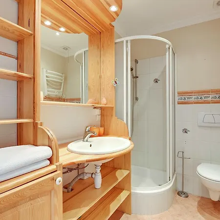 Rent A Flat - Kotwicznikow St.